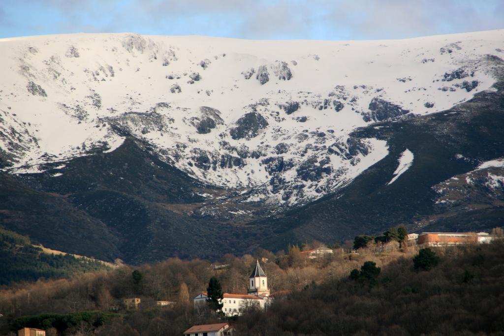 Apartamento Orgaz Candelario Exteriör bild